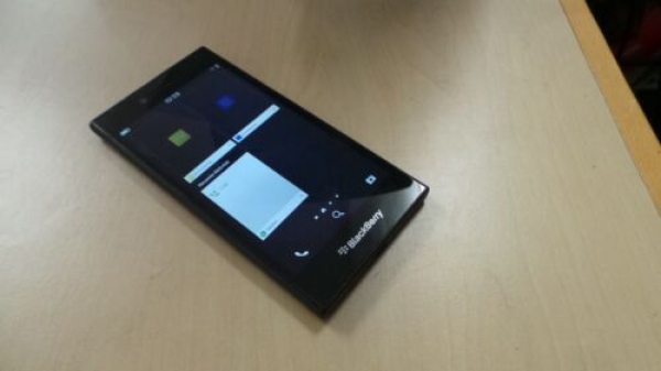 BlackBerry  Leap – 16GB – Android Schwarz (Ohne Simlock) Smartphone Top Zustand