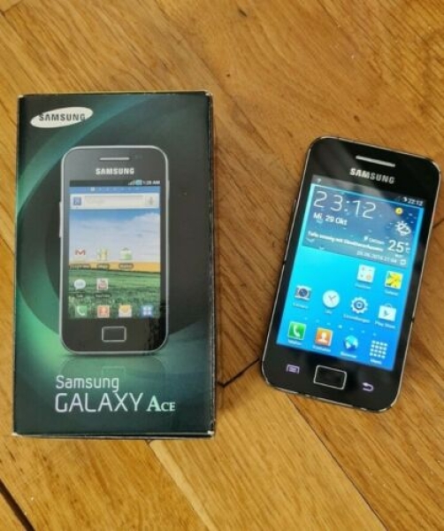 Samsung  Galaxy Ace GT-S5830 – Onyx Black (Ohne Simlock) Smartphone