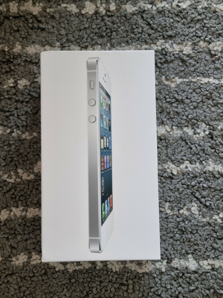 Apple iPhone 5 – 16 GB – Weiß & Silber (entsperrt) A1429 (GSM)