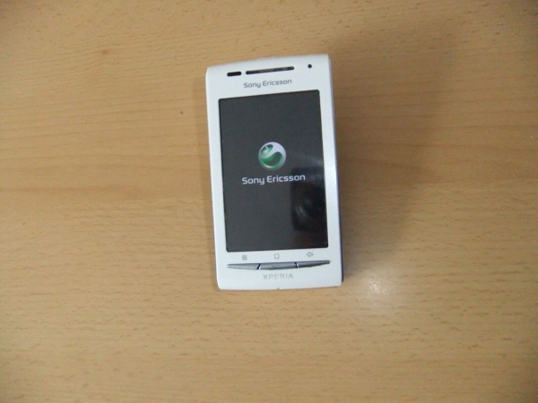 Sony Ericsson  Xperia X8 E15i Smartphone