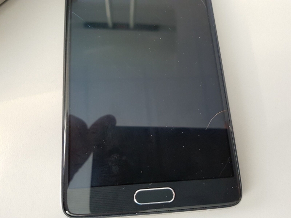 Samsung Galaxy Note 4 SM-N910F – 32GB – Charcoal Black Smartphone defekt?