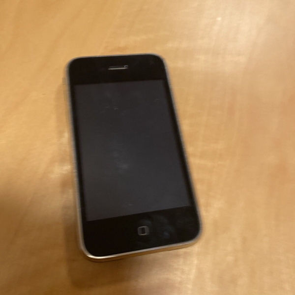 Apple iPhone 3GS – 8 GB – schwarz (Vodafone) A1303 (GSM)
