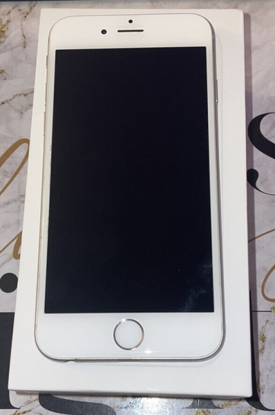 Apple iPhone 6 – 16 GB – silber (drei) A1586 (CDMA + GSM)