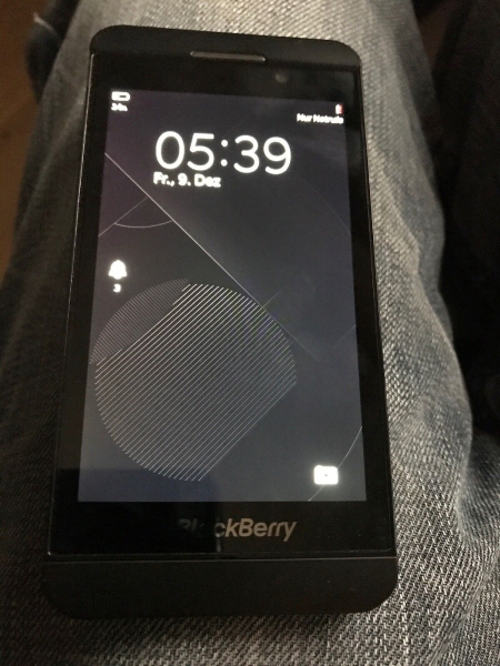 BlackBerry Z10 16GB Schwarz (Ohne Simlock) Smartphone