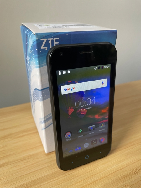ZTE Blade A110 8GB (schwarz) entsperrt & verwurzelt Android Smartphone