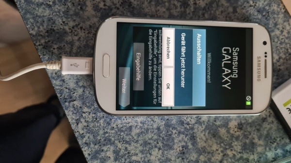 Samsung  Galaxy Express GT-I8730 – 8GB – weiß (Ohne Simlock) Smartphone mit OVP