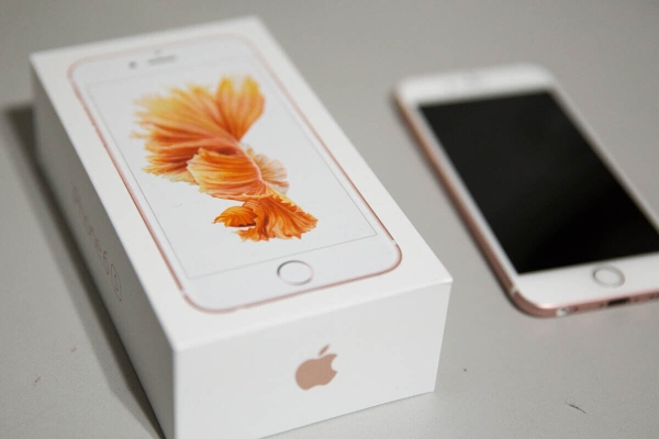 Apple iPhone 6s verpackt 64GB 4,7 Zoll (entsperrt) Smartphone – roségold + Garantie