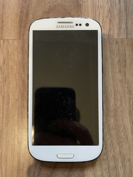 SAMSUNG Galaxy S3 in weiß – Austausch-Akku defekt – Micro-SD-Slot – Smartphone