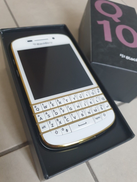 BlackBerry  Q10 – 16GB – RARE Weiß / Gold (Ohne Simlock) Smartphone – Recond