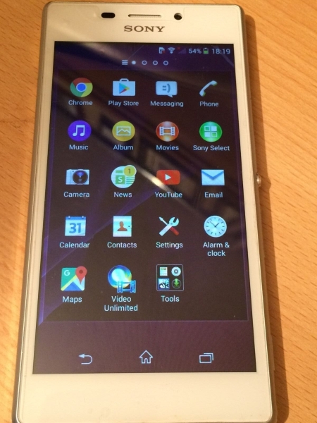 Sony XPERIA E3 – weiß – Smartphone – Defekter Sim-Reader.
