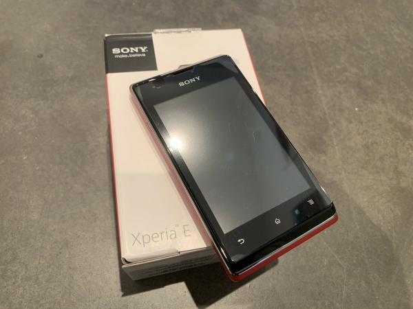 Sony XPeria E C1504 pink 4GB Android Smartphone Handy GPS Kamera Bluetooth