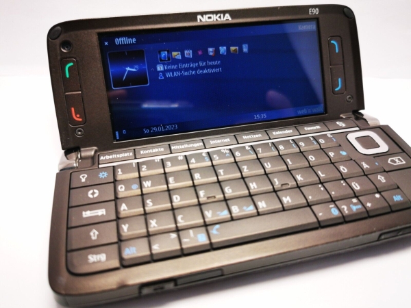 Nokia  E90 – Mocha (Ohne Simlock) Smartphone