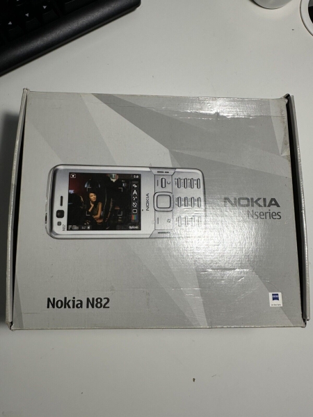Nokia N82 – Titanium (entsperrt) Smartphone