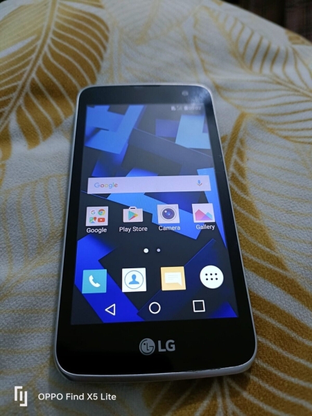 LG K4 – 8GB – Blau (EE) Smartphone Top Zustand