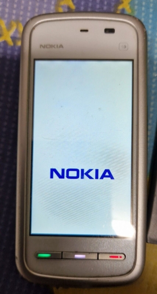 Nokia 5230 – Weiss Smartphone