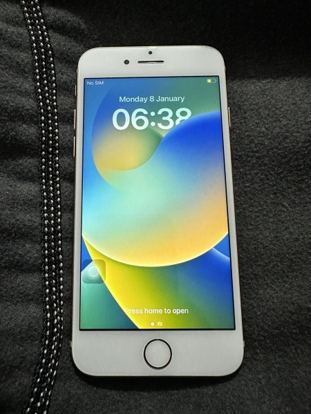 Apple iPhone 8 – 64GB – Gold (entsperrt) A1905 (GSM)