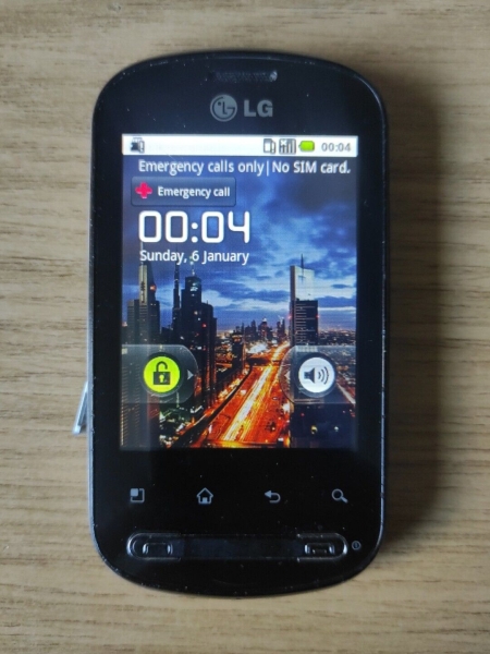 LG Optimus Me P350 – Smartphone schwarz (entsperrt)