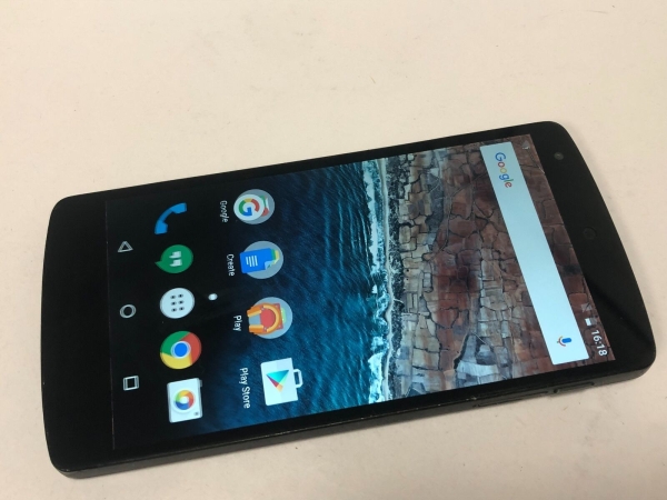 LG Nexus 5 D821 – 16GB – Schwarz (entsperrt) Android 6 Smartphone