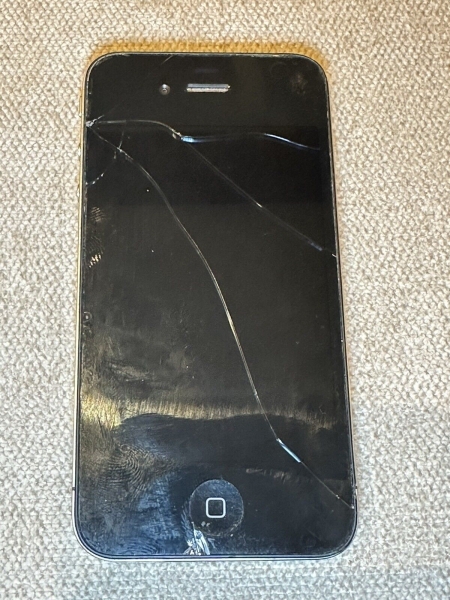 Apple iPhone 4 8GB Smartphone A1332 schwarz – defekt, Ersatzteil oder Reparatur