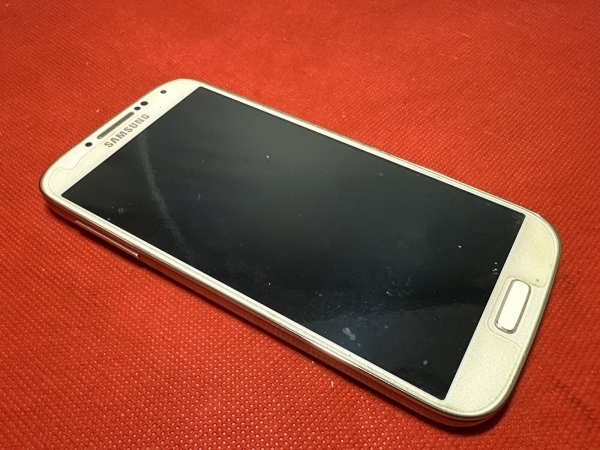 Samsung Galaxy S4 I9505 – Smartphone weiß (entsperrt)