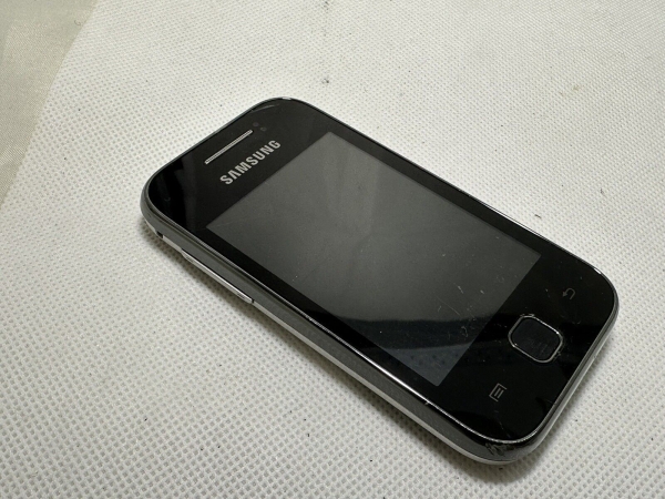 Samsung Galaxy Y GT-S5360 – grau (entsperrt) Smartphone Angebot lesen