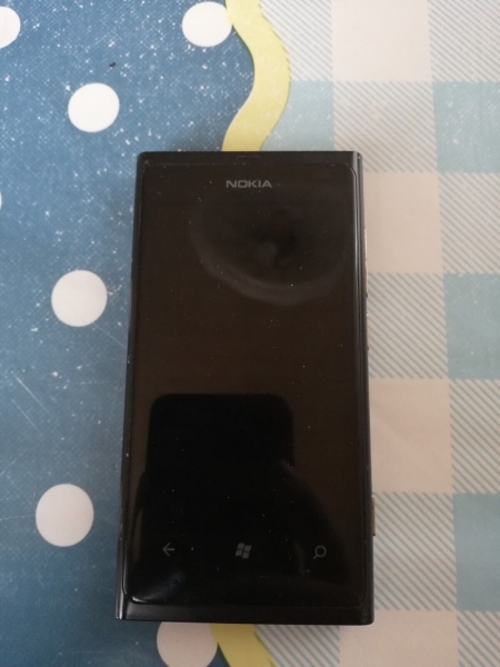 Nokia  Lumia 800 – Schwarz (Ohne Simlock) Smartphone