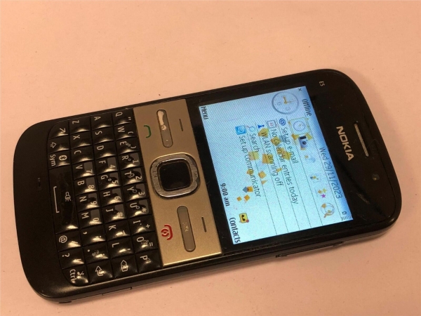 Nokia E5-00 – grau (entsperrt) Smartphone Mobile Qwerty – voll funktionsfähig