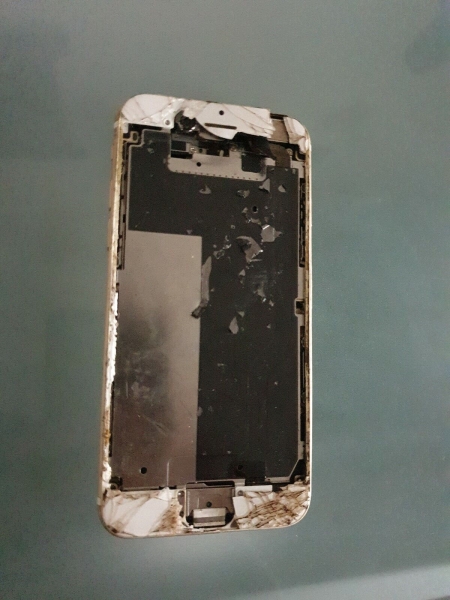 Apple iPhone 6 – DEFEKT – NUR FÜR TEILE – ANGEBOTE