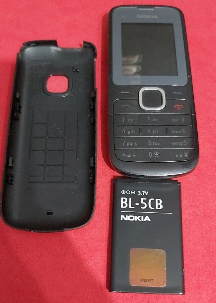 Nokia  C1-01 – Gray (Ohne Simlock) Smartphone Defekt/Ersatzteile