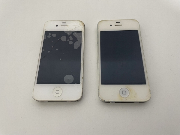 2 x Apple iPhone 4 – WEISS – DEFEKT