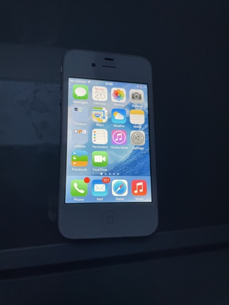 Apple iPhone 4 – DEFEKT – FÜR TEILE – ANGEBOTE