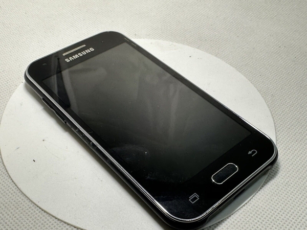 Samsung Galaxy J1 – J100h – Schwarz Smartphone unvollständig Defekt
