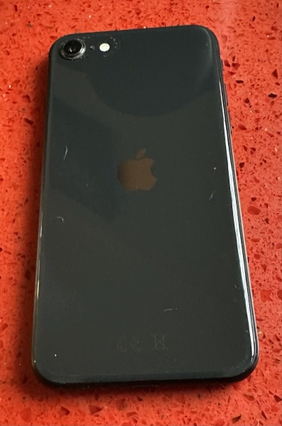 Apple iPhone SE – 64 GB – Spacegrau (entsperrt) A1723 (CDMA + GSM)