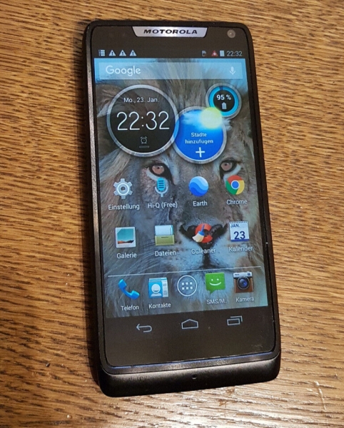 Motorola RAZR i XT890 Smartphone Handy  schwarz ohne Simlock