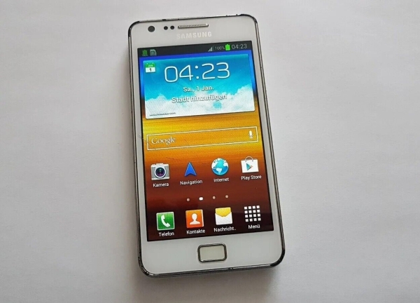 Samsung Galaxy S2 / GT-I9100 / 16GB Smartphone Teildefekt !