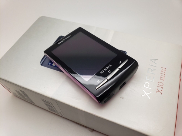 Boxed Grade A – (DREI Netzwerk) rosa Sony Ericsson XPERIA X10 Mini Smartphone