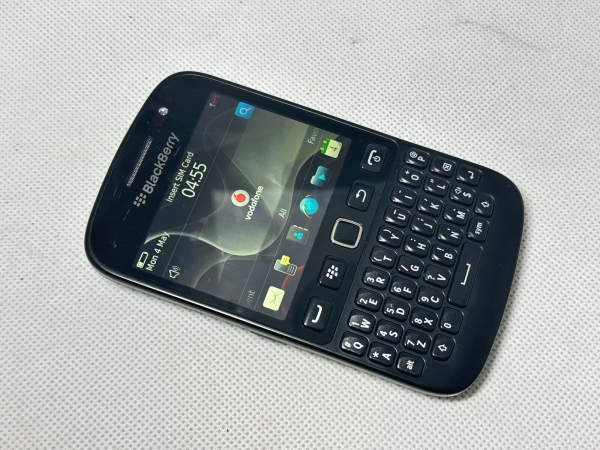 BlackBerry Curve 9720 – Smartphone schwarz (Vodafone)