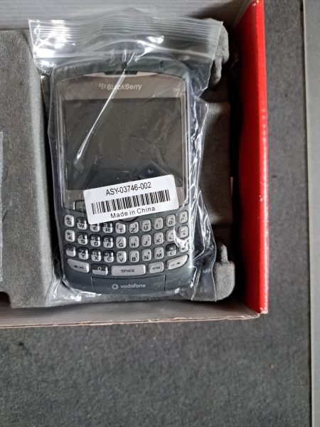 BlackBerry  Curve 8310 – Titanium (Ohne Simlock) Smartphone