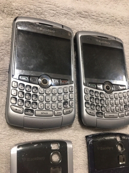3x BlackBerry Curve 8310 8520 lila grau Smartphone Qwerty ungetestet kein Akku
