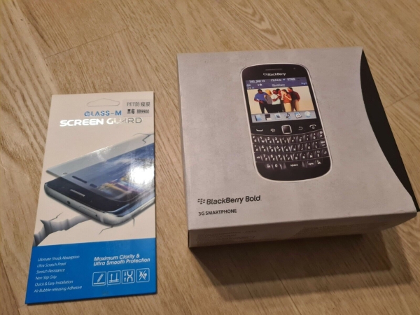 BlackBerry Bold 9900 – 8GB – weiß (entsperrt) Smartphone – kaputte SIM-Karte