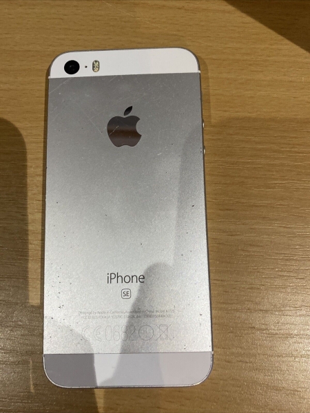 Apple iPhone SE – 16 GB – silber (entsperrt) A1723 (CDMA + GSM)