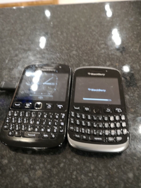 Blackberry 9720 und Blackberry 9320 Smartphone ungetestet