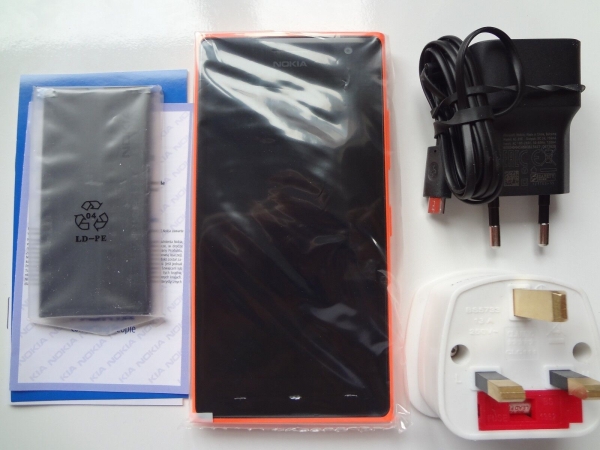 Nokia Lumia 735 – 8GB – orange (entsperrt) Smartphone