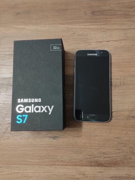 Samsung  Galaxy S7 SM-G930F 5,1″ 32GB Ohne Simlock Smartphone – Black