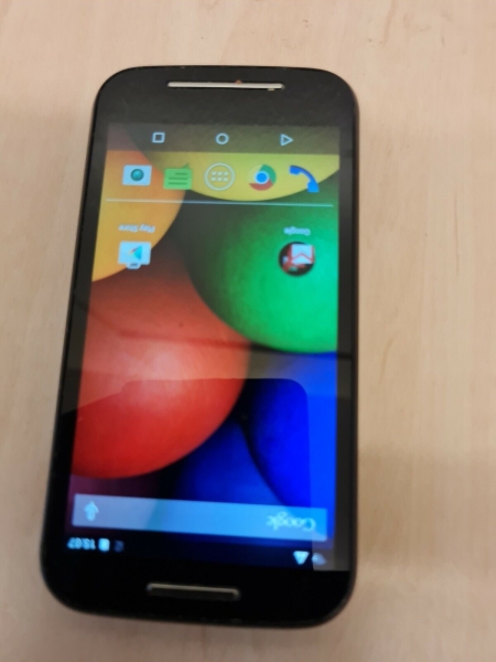 Motorola MOTO XT1021 – 2 GB – Smartphone schwarz (Tesco)