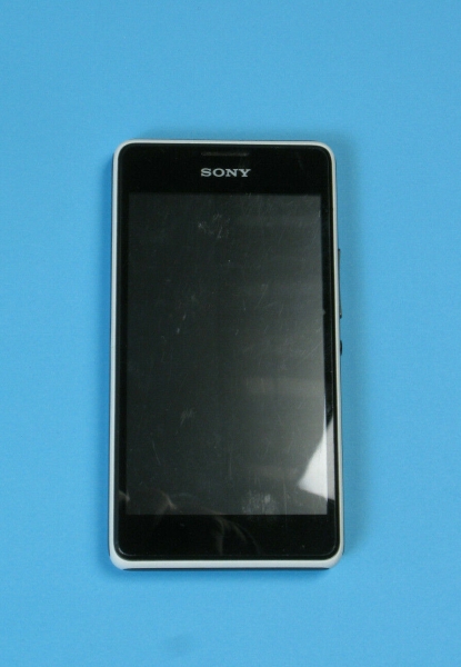 Gebraucht SONY XPERIA Smartphone D2005 Weiß – Nicht geprüft, defekt Ohne Zubehör