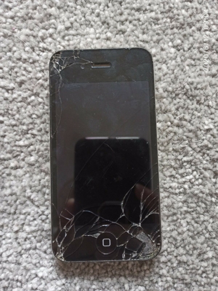 Apple iPhone 4 – 8 GB – Schwarz (entsperrt) A1332 (GSM)