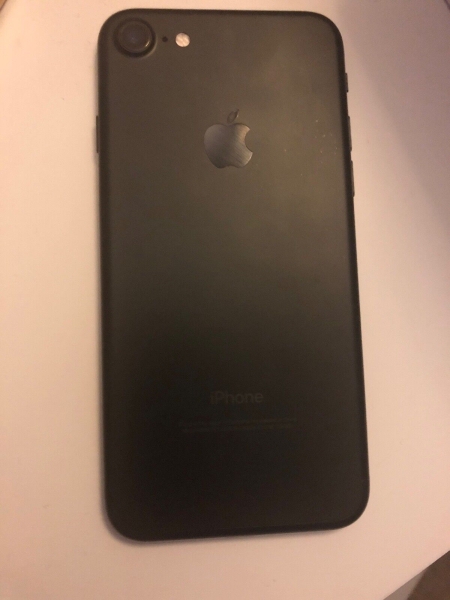 Apple iPhone 7 – 32GB – entsperrt schwarz (nur iPhone)