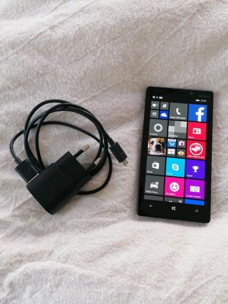 Nokia  Lumia 930 – 32GB (Ohne Simlock) Smartphone – Schwarz