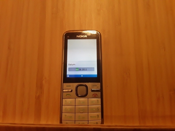 Handy Nokia C5-00 – weiss (ohne Simlock) Smartphone